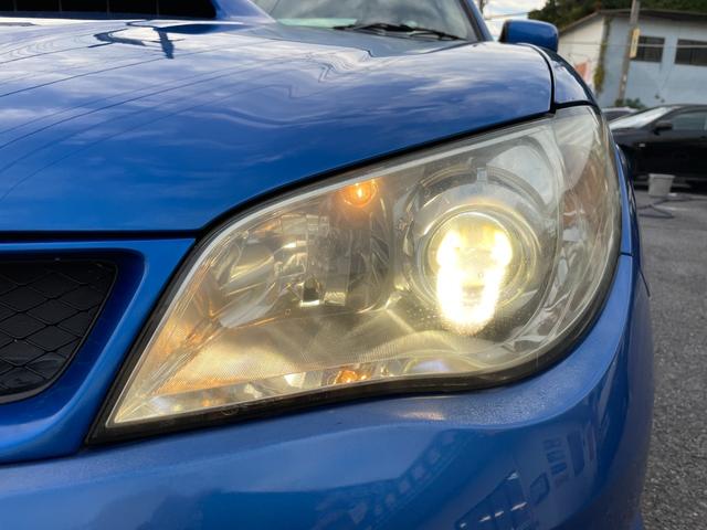 インプレッサ ＷＲＸ　５ＭＴ　ワンオーナー　アプライドモデルＧ型　タイミングベルト交換済み　大型リアウィング　ＨＩＤヘッドライト　リアフォグライト　パワーウィンドウ　純正１７インチアルミホイール　キーレスエントリー（16枚目）
