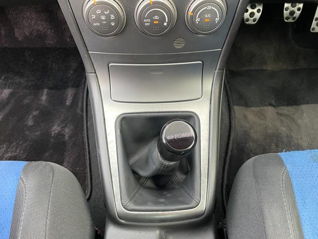 インプレッサ ＷＲＸ　５ＭＴ　ワンオーナー　アプライドモデルＧ型　タイミングベルト交換済み　大型リアウィング　ＨＩＤヘッドライト　リアフォグライト　パワーウィンドウ　純正１７インチアルミホイール　キーレスエントリー（45枚目）