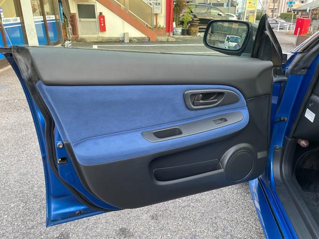 インプレッサ ＷＲＸ　５ＭＴ　ワンオーナー　アプライドモデルＧ型　タイミングベルト交換済み　大型リアウィング　ＨＩＤヘッドライト　リアフォグライト　パワーウィンドウ　純正１７インチアルミホイール　キーレスエントリー（59枚目）
