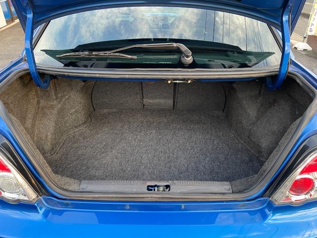 インプレッサ ＷＲＸ　５ＭＴ　ワンオーナー　アプライドモデルＧ型　タイミングベルト交換済み　大型リアウィング　ＨＩＤヘッドライト　リアフォグライト　パワーウィンドウ　純正１７インチアルミホイール　キーレスエントリー（62枚目）