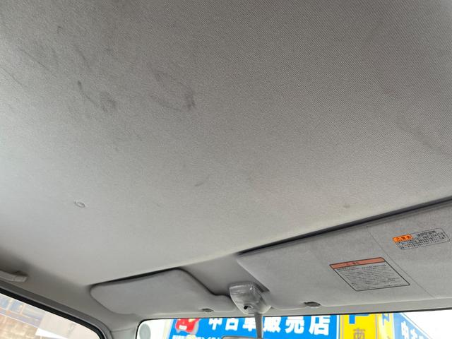 タイタンダッシュ ワイドローＤＸ　ＡＴ　ワンオーナー　平ボディ　荷台鉄板張り　低床　後輪ダブルタイヤ　最大積載量１３５０ｋｇ　荷台サイズ　長さ２８５ｃｍ　幅１６０ｃｍ　高さ３８ｃｍ　ＥＴＣ　純正オーディオ　フォグライト（58枚目）