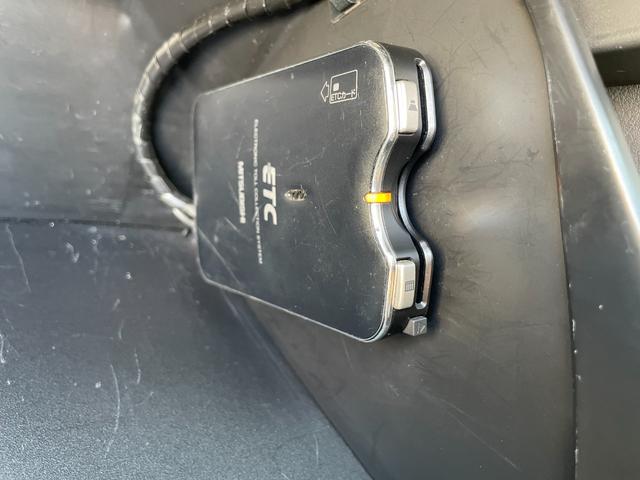 アテンザスポーツ 25Z 6MT 柿本改マフラー装備 HDDナビゲーション フルセグ DVD再生 バックカメラ ETC HIDヘッドライト ミラーウィンカー 運転席パワーシート クリアランスソナー 18インチアルミホイール(50枚目)