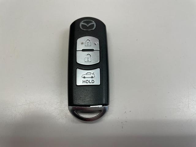 アテンザスポーツ 25Z 6MT 柿本改マフラー装備 HDDナビゲーション フルセグ DVD再生 バックカメラ ETC HIDヘッドライト ミラーウィンカー 運転席パワーシート クリアランスソナー 18インチアルミホイール(68枚目)