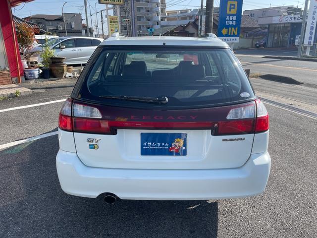レガシィツーリングワゴン ＧＴ－ＢリミテッドＩＩ　５ＭＴ　純正ビルシュタインショック　ＥＴＣ　ＨＩＤヘッドライト　フォグライト　運転席パワーシート　純正１７インチアルミホイール　キーレス　運転席・助手席・サイドエアバッグ　パワーウィンドウ　ＡＢＳ（12枚目）