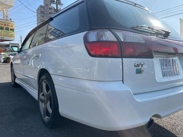 レガシィツーリングワゴン ＧＴ－ＢリミテッドＩＩ　５ＭＴ　純正ビルシュタインショック　ＥＴＣ　ＨＩＤヘッドライト　フォグライト　運転席パワーシート　純正１７インチアルミホイール　キーレス　運転席・助手席・サイドエアバッグ　パワーウィンドウ　ＡＢＳ（21枚目）