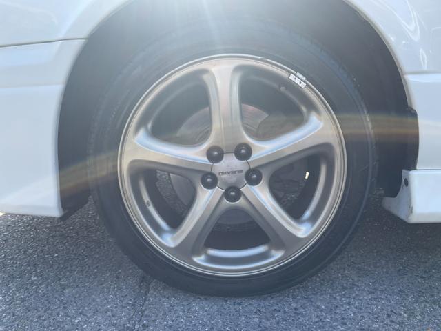 レガシィツーリングワゴン ＧＴ－ＢリミテッドＩＩ　５ＭＴ　純正ビルシュタインショック　ＥＴＣ　ＨＩＤヘッドライト　フォグライト　運転席パワーシート　純正１７インチアルミホイール　キーレス　運転席・助手席・サイドエアバッグ　パワーウィンドウ　ＡＢＳ（27枚目）