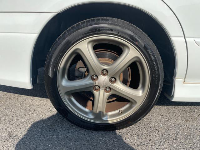 レガシィツーリングワゴン ＧＴ－ＢリミテッドＩＩ　５ＭＴ　純正ビルシュタインショック　ＥＴＣ　ＨＩＤヘッドライト　フォグライト　運転席パワーシート　純正１７インチアルミホイール　キーレス　運転席・助手席・サイドエアバッグ　パワーウィンドウ　ＡＢＳ（28枚目）