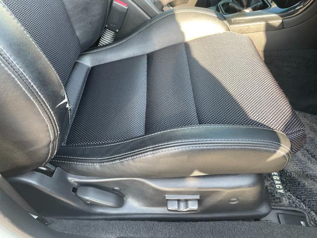 レガシィツーリングワゴン ＧＴ－ＢリミテッドＩＩ　５ＭＴ　純正ビルシュタインショック　ＥＴＣ　ＨＩＤヘッドライト　フォグライト　運転席パワーシート　純正１７インチアルミホイール　キーレス　運転席・助手席・サイドエアバッグ　パワーウィンドウ　ＡＢＳ（39枚目）