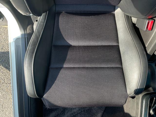 レガシィツーリングワゴン ＧＴ－ＢリミテッドＩＩ　５ＭＴ　純正ビルシュタインショック　ＥＴＣ　ＨＩＤヘッドライト　フォグライト　運転席パワーシート　純正１７インチアルミホイール　キーレス　運転席・助手席・サイドエアバッグ　パワーウィンドウ　ＡＢＳ（40枚目）