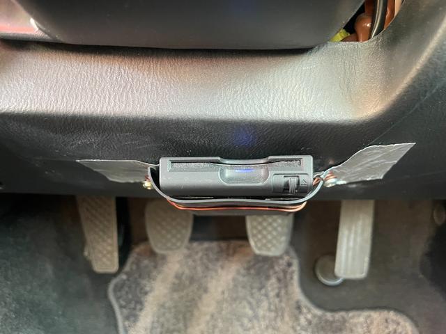 レガシィツーリングワゴン ＧＴ－ＢリミテッドＩＩ　５ＭＴ　純正ビルシュタインショック　ＥＴＣ　ＨＩＤヘッドライト　フォグライト　運転席パワーシート　純正１７インチアルミホイール　キーレス　運転席・助手席・サイドエアバッグ　パワーウィンドウ　ＡＢＳ（49枚目）