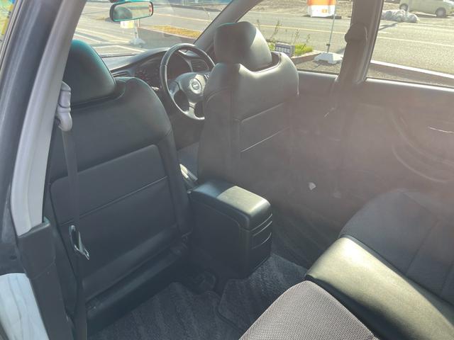 レガシィツーリングワゴン ＧＴ－ＢリミテッドＩＩ　５ＭＴ　純正ビルシュタインショック　ＥＴＣ　ＨＩＤヘッドライト　フォグライト　運転席パワーシート　純正１７インチアルミホイール　キーレス　運転席・助手席・サイドエアバッグ　パワーウィンドウ　ＡＢＳ（60枚目）