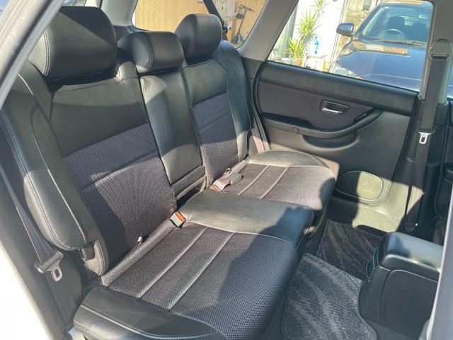 レガシィツーリングワゴン ＧＴ－ＢリミテッドＩＩ　５ＭＴ　純正ビルシュタインショック　ＥＴＣ　ＨＩＤヘッドライト　フォグライト　運転席パワーシート　純正１７インチアルミホイール　キーレス　運転席・助手席・サイドエアバッグ　パワーウィンドウ　ＡＢＳ（61枚目）