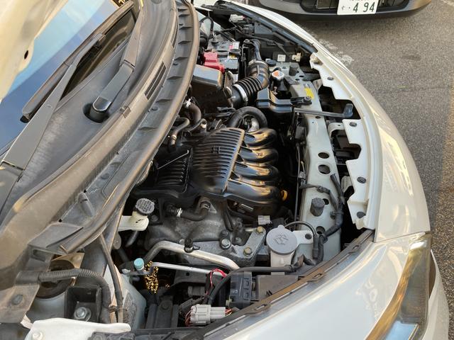 ノート ニスモ　Ｓ　５ＭＴ　後期　ドライブレコーダー　純正メモリーナビ　フルセグ　ＤＶＤ再生　ｂｌｕｅｔｏｏｔｈ　バックカメラ　ＥＴＣ　ＬＥＤ　リアフォグライト　オートライト　スパルコ１７インチアルミ　プッシュスタート（23枚目）