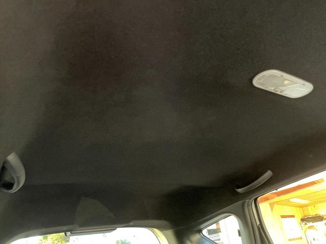 ノート ニスモ　Ｓ　５ＭＴ　後期　ドライブレコーダー　純正メモリーナビ　フルセグ　ＤＶＤ再生　ｂｌｕｅｔｏｏｔｈ　バックカメラ　ＥＴＣ　ＬＥＤ　リアフォグライト　オートライト　スパルコ１７インチアルミ　プッシュスタート（54枚目）