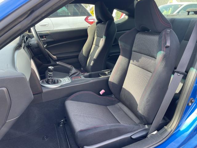 助手席側も綺麗な状態です！