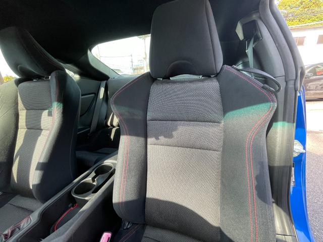 天井からシート・フロア・ラゲッジルームにいたるまで細かくクリーニングを行っております！！