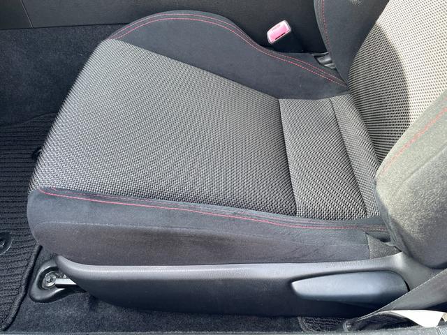 シートもしっかりとクリーニングを行っております！！