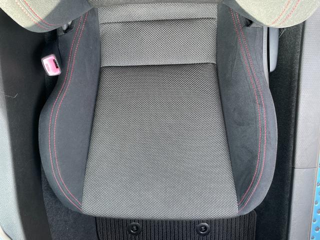 内装も綺麗な１台です！！