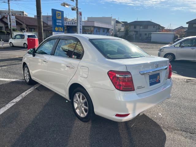 カローラアクシオ １．５Ｇ　５ＭＴ　純正ＳＤナビ　ＤＶＤ再生　フルセグＴＶ　Ｂｌｕｅｔｏｏｔｈオーディオ　バックカメラ　フォグライト　ミラーウィンカー　車線逸脱機能　ステアリングスイッチ　純正１５インチアルミホイール　キーレス（11枚目）