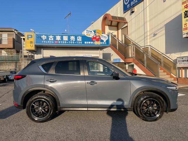 ＣＸ－５ ＸＤ　スマートエディション　６ＭＴ　ディーゼルターボ　４ＷＤ　純正ナビ　ＣａｒＰｌａｙ対応　Ｂｌｕｅｔｏｏｔｈオーディオ　フルセグＴＶ　全方位カメラ　ＥＴＣ　追従クルコン　社外１７インチアルミ　ＬＥＤ　オートライト　リアフォグ（14枚目）