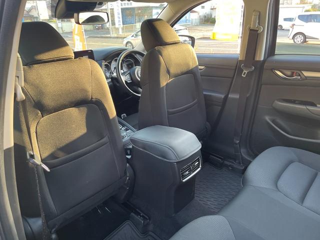 ＣＸ－５ ＸＤ　スマートエディション　６ＭＴ　ディーゼルターボ　４ＷＤ　純正ナビ　ＣａｒＰｌａｙ対応　Ｂｌｕｅｔｏｏｔｈオーディオ　フルセグＴＶ　全方位カメラ　ＥＴＣ　追従クルコン　社外１７インチアルミ　ＬＥＤ　オートライト　リアフォグ（60枚目）