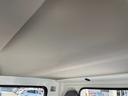 天井もクリーニングしてありますので快適な車内空間になっています!!