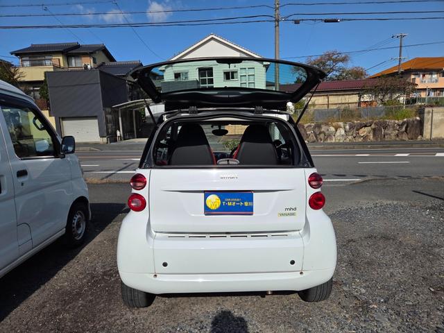 スマートフォーツークーペ mhd パノラマルーフ 社外CDデッキ キーレス 純正アルミW 法令点検整備実施 2年付(6枚目)