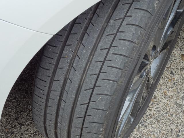 カローラ ハイブリッド ダブルバイビー 4WD 10.5インチディスプレイオーディオ フルセグTV ドライブレコーダー 録画機能付きバックカメラ コネクティッドナビ ETC2.0 シートヒーター TVキャンセラー ステアリングヒーター(14枚目)