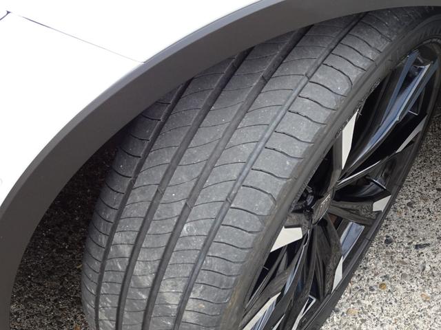 クラウンクロスオーバー ＲＳアドバンスド　ＧＲエアロパーツセット　ＧＲリアトランクスポイラー　ドライバーサポートパッケージ　リアサポートパッケージ　ムーンルーフ　寒冷地仕様　ＩＴＳコネクト　デジタルインナーミラー　パノラミックビューモニター（15枚目）