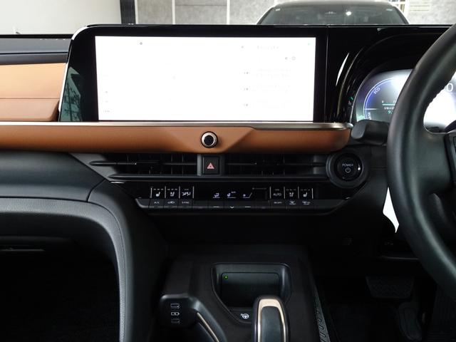 クラウンクロスオーバー ＲＳアドバンスド　ＧＲエアロパーツセット　ＧＲリアトランクスポイラー　ドライバーサポートパッケージ　リアサポートパッケージ　ムーンルーフ　寒冷地仕様　ＩＴＳコネクト　デジタルインナーミラー　パノラミックビューモニター（27枚目）