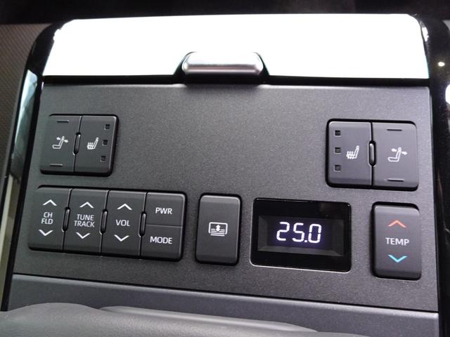 クラウンクロスオーバー ＲＳアドバンスド　ＧＲエアロパーツセット　ＧＲリアトランクスポイラー　ドライバーサポートパッケージ　リアサポートパッケージ　ムーンルーフ　寒冷地仕様　ＩＴＳコネクト　デジタルインナーミラー　パノラミックビューモニター（70枚目）