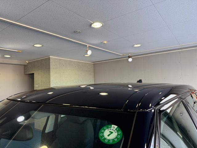 レンジローバーイヴォーク SEプラス 衝突軽減ブレーキ 車線逸脱警報 純正ナビ フルセグ バックカメラ ハーフレザーシート 純正アルミ クルーズコントロール パワーバックドア ヒルディセントコントロール パドルシフト プッシュスタート(41枚目)