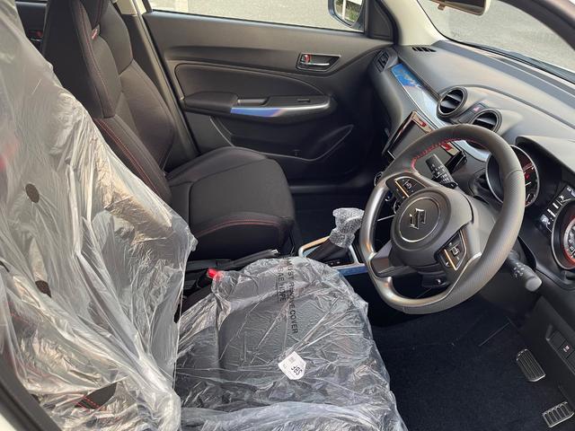 スイフトスポーツ ＺＣ３３Ｓ　ファイナルエディション　特別装備　専用フロントグリル　ＬＥＤフォグランプ　フォグランプベゼル　１７インチアルミホイール　ブレーキキャリパー　Ｃピラーデカール　エンブレム　ステアリングガーニッシュ　インパネオーナメント（33枚目）