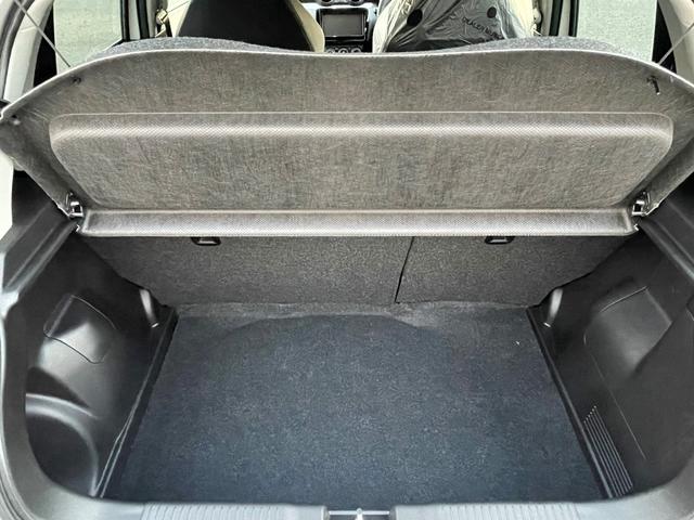 スイフトスポーツ ＺＣ３３Ｓ　ファイナルエディション　特別装備　専用フロントグリル　ＬＥＤフォグランプ　フォグランプベゼル　１７インチアルミホイール　ブレーキキャリパー　Ｃピラーデカール　エンブレム　ステアリングガーニッシュ　インパネオーナメント（40枚目）