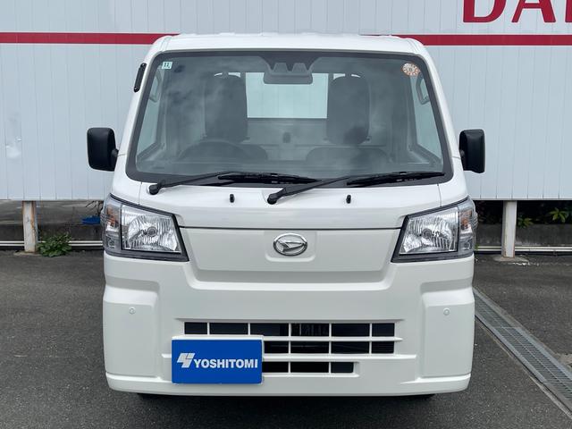 ハイゼットトラック スタンダード スマートアシスト スーパーUVカットガラス リヤコンビネーションランプ(LEDテール&ストップランプ) プリントレザーシート表皮 電動パワーステアリング マニュアルエアコン AM/FMラジオ(4枚目)