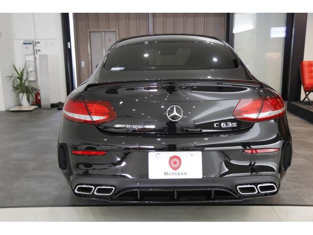 Ｃ６３　Ｓクーペ　エディション１　正規Ｄ車　Ｃ６３ｓ　クーペ左Ｈ　エディション１　特別仕様車　ディーラー記録簿有　走行１．３万キロ　ブルメスター　イエローダイヤモンドステッチ　ＡＭＧレッドキャリパー　Ｆ１９／Ｒ２０インチＡＷ(6枚目)