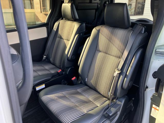 ノア Si ダブルバイビーIII(30枚目)