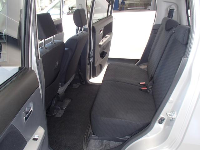 ワゴンR リミテッド 純正ディスチャージヘッドランプ・プッシュスタート・スマートキー・純正エアロ・バックカメラ・バックモニター付きCDプレーヤー・純正アルミホイール(4枚目)