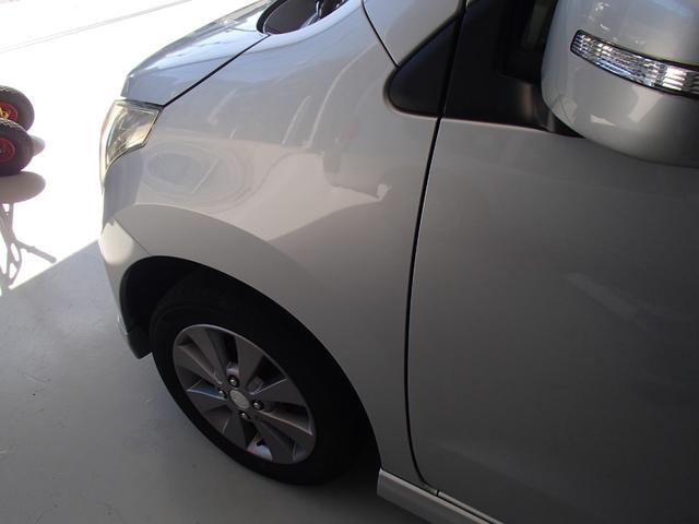 ワゴンR リミテッド 純正ディスチャージヘッドランプ・プッシュスタート・スマートキー・純正エアロ・バックカメラ・バックモニター付きCDプレーヤー・純正アルミホイール(19枚目)