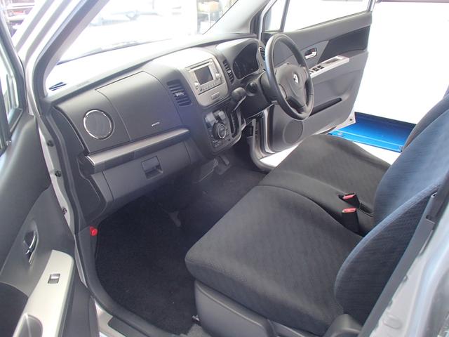 ワゴンR リミテッド 純正ディスチャージヘッドランプ・プッシュスタート・スマートキー・純正エアロ・バックカメラ・バックモニター付きCDプレーヤー・純正アルミホイール(20枚目)