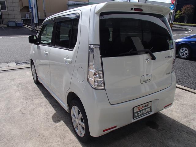 ワゴンＲスティングレー Ｘ　純正ディスチャージヘッドランプ・フォグランプ・純正アルミホイール・純正エアロ・プッシュスタート・スマートキー・両席エアバッグ・アイドリングストップ・エレクトロニックスタビリティプログラム装着車（14枚目）