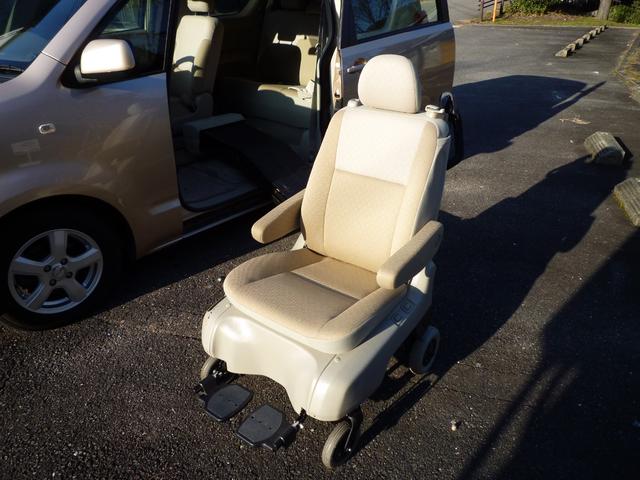 ポルテ １５０ｉ・ウェルキャブ車・サイドアクセス・手動介護Ｂ　電動式車椅子収納装置・ナビ・テレビ・バックカメラ・ＥＴＣ・ＬＥＤ・Ｂｌｕｅｔｏｏｔｈオーディオ・禁煙車・アルミホイール・ＯＢＤＩＩ機関診断済み（3枚目）