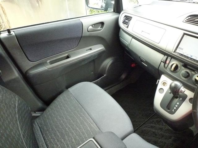 ステラ カスタムＲリミテッド　４ＷＤ　・スタッドレスタイヤ・車検９年３月・ナビ・テレビ・ＥＴＣ・ＨＩＤ・Ｂｌｕｅｔｏｏｔｈオーディオ・禁煙車・純正アルミホイール・フルエアロ・ＯＢＤＩＩ機関診断済み・記録簿・取説（15枚目）