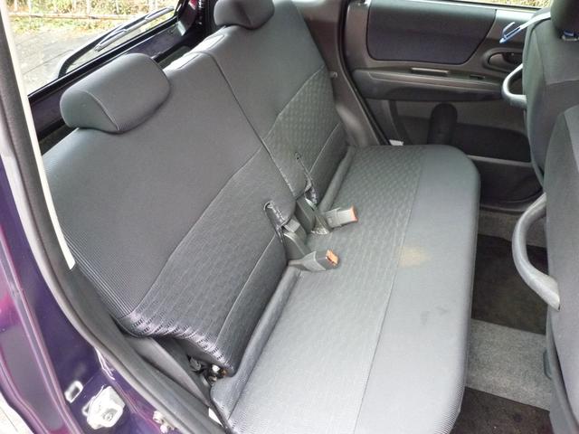 ステラ カスタムＲリミテッド　４ＷＤ　・スタッドレスタイヤ・車検９年３月・ナビ・テレビ・ＥＴＣ・ＨＩＤ・Ｂｌｕｅｔｏｏｔｈオーディオ・禁煙車・純正アルミホイール・フルエアロ・ＯＢＤＩＩ機関診断済み・記録簿・取説（19枚目）