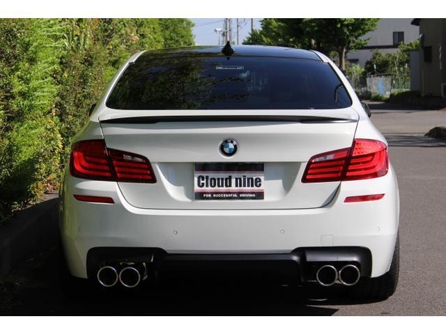 528i M5仕様 外20AW 四本出マフラー リアスポ(5枚目)