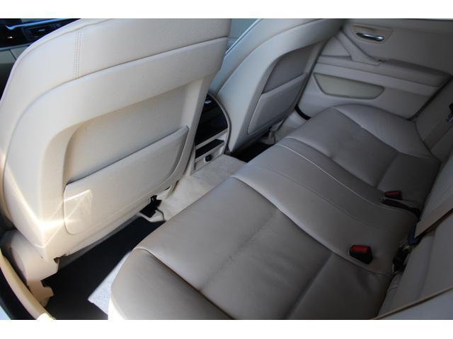 528i M5仕様 外20AW 四本出マフラー リアスポ(18枚目)