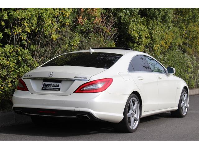 CLS350ブルーエフィシェンシAMGスポーツパケジ ワンオーナー ディーラー記録簿完備 AMG63エンブレム サンルーフ 黒革 シートヒーター 純ナビ地デジBカメラ ETC 取説 新車保証書 記録簿 スペアキー(11枚目)