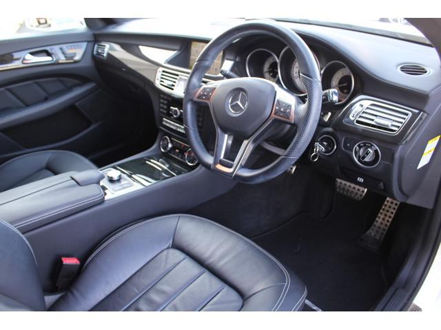 CLS350ブルーエフィシェンシAMGスポーツパケジ ワンオーナー ディーラー記録簿完備 AMG63エンブレム サンルーフ 黒革 シートヒーター 純ナビ地デジBカメラ ETC 取説 新車保証書 記録簿 スペアキー(17枚目)