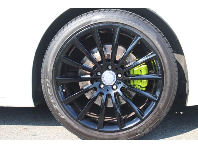 S550 クーペ AMGライン ワンオーナー 可変バルブマフラー付き パナメリカーナグリル 純正アルミブラック塗装 キャリパー塗装ポルシェ純正車体色アシッドグリーン(AMGステッカー入り) スペーサー グリル塗装 地デジ走行中視聴可(28枚目)