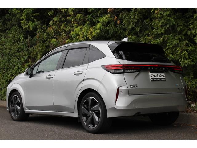 オーラ Ｇ　当社下取り直売車両！！プロパイロット　ブラインドスポットモニター　全方位カメラ　デジタルインナーミラー　クリアランスソナー　ＬＥＤヘッドライト　置くだけ充電　ＨＤＭＩ　ＥＴＣ　ドラレコ　スペアキー（6枚目）